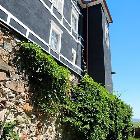 Schloss Aichberg 3*